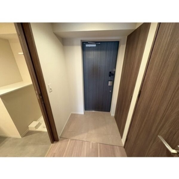 アーバングランデ新大阪 玄関