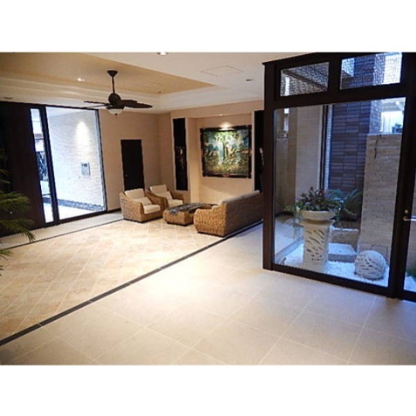 S-RESIDENCE淀屋橋 ロビー