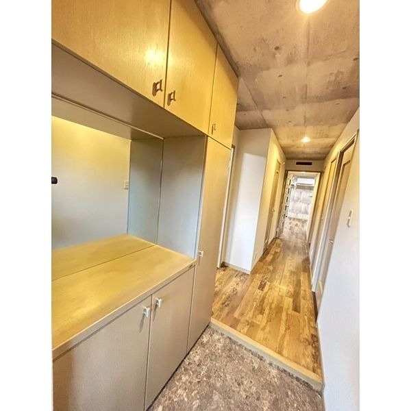 PHOENIX COURT 交野I 玄関