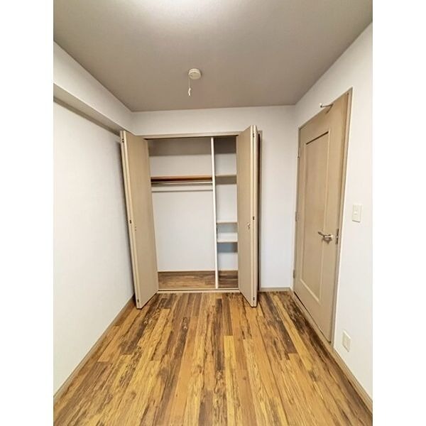 PHOENIX COURT 交野I ベッドルーム