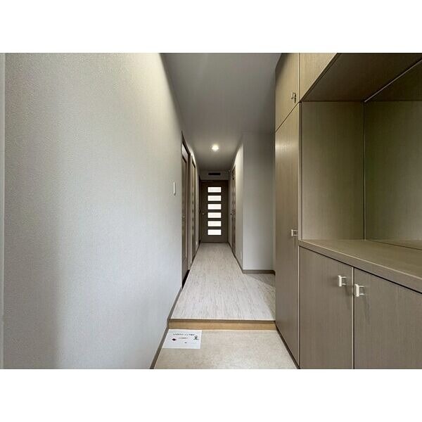 PHOENIX COURT 交野I 玄関