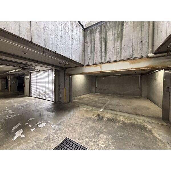 PHOENIX COURT 交野I 駐車場