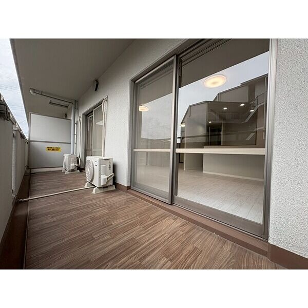 PHOENIX COURT 交野I ベランダ