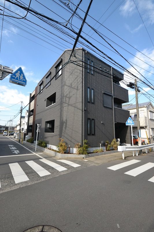 サン スプリング 外観