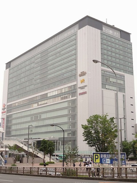 アレグレス新横浜 ショッピング施設