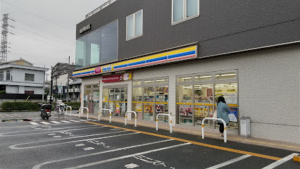 ミューズ中原 コンビニ