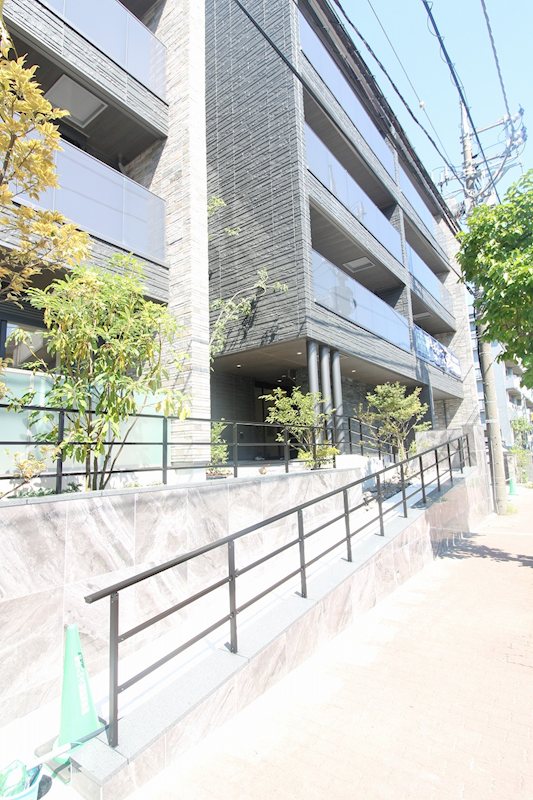 神奈川県川崎市高津区末長1丁目44-3 外観