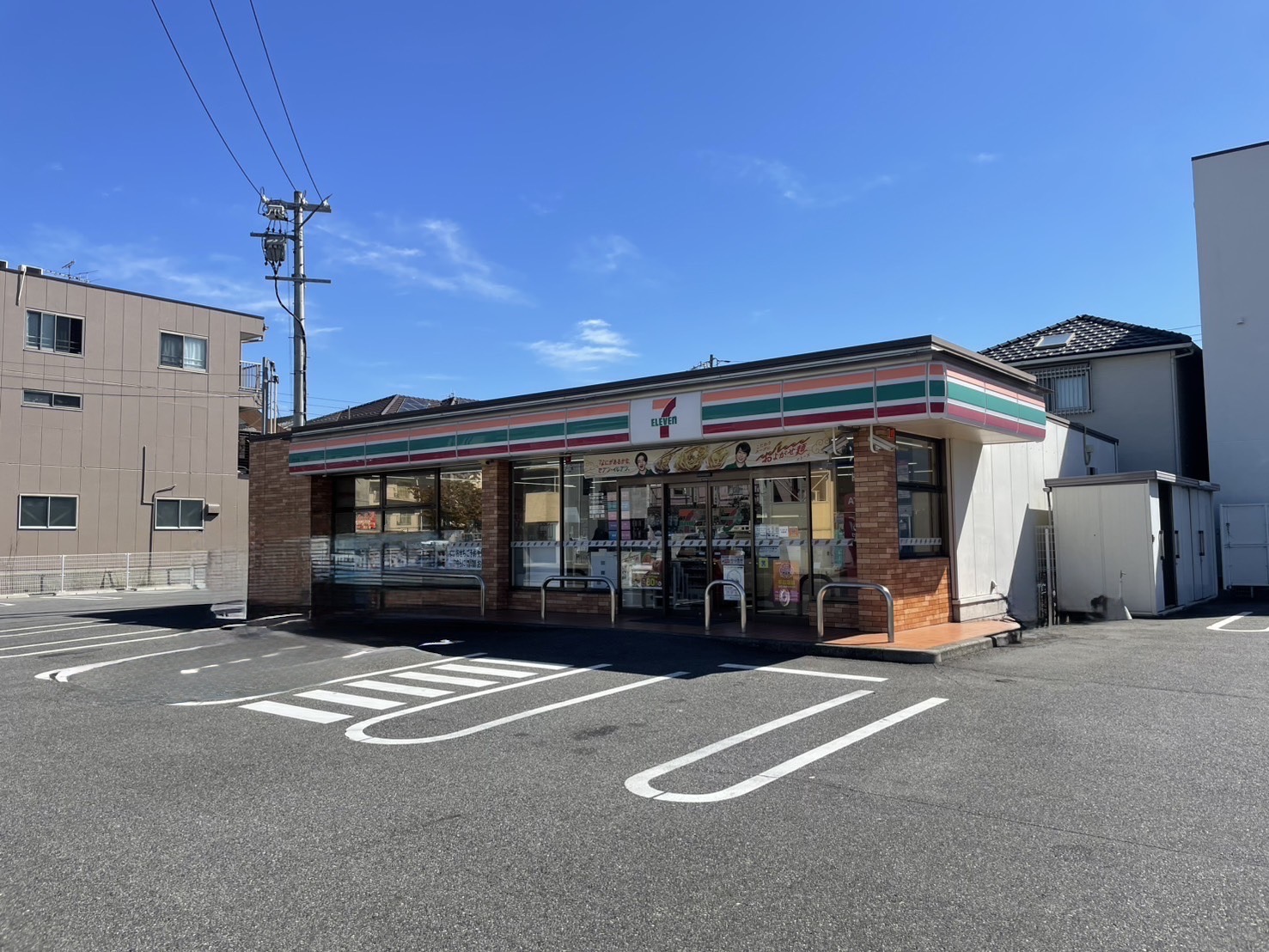 小林ビル コンビニ
