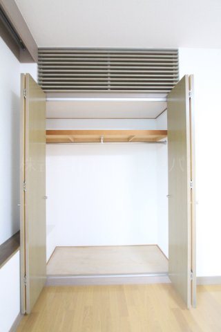テラス日新  収納