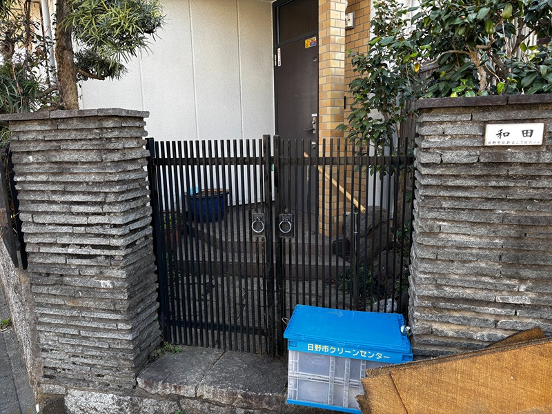 日野市日野台ヘーベルハウス エントランス