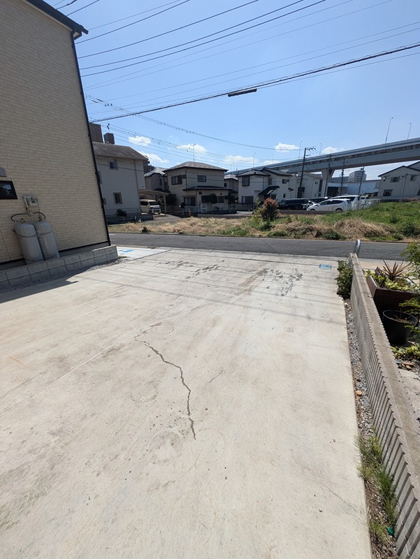グランソフィア中島 駐車場