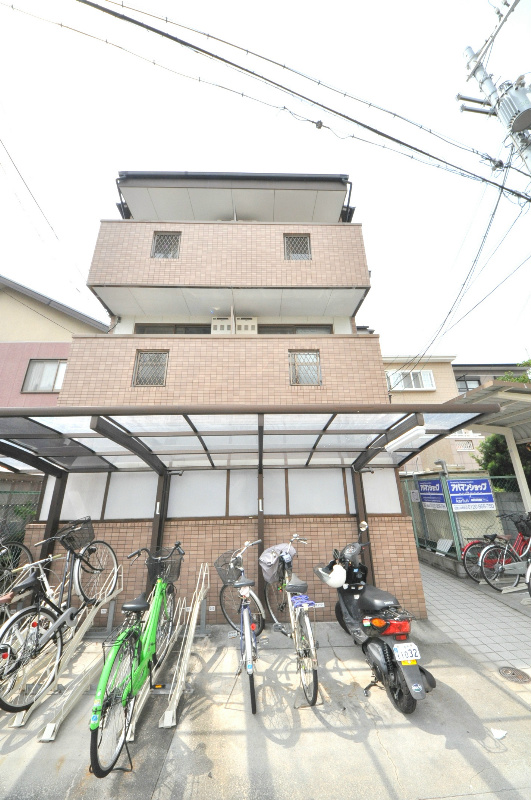 チェリーハイツ西山本 外観