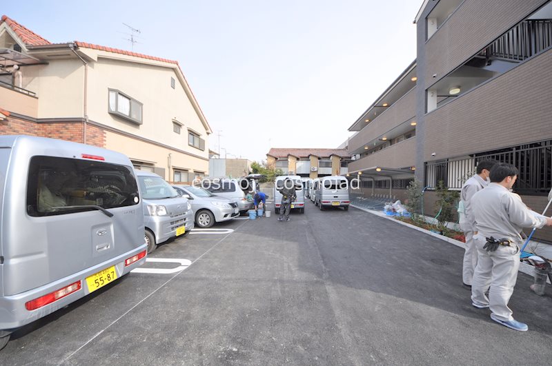 クレバーハウス 駐車場