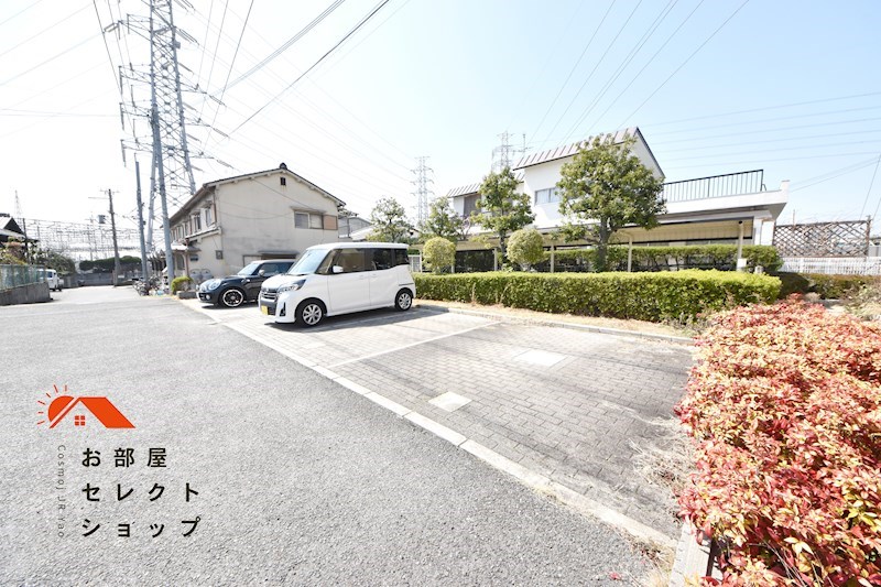 ヒルサイドテラス 駐車場