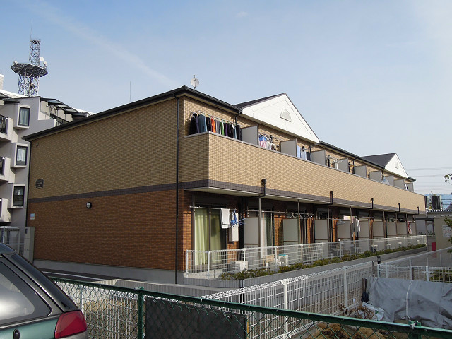 フジパレス光南町 駐車場