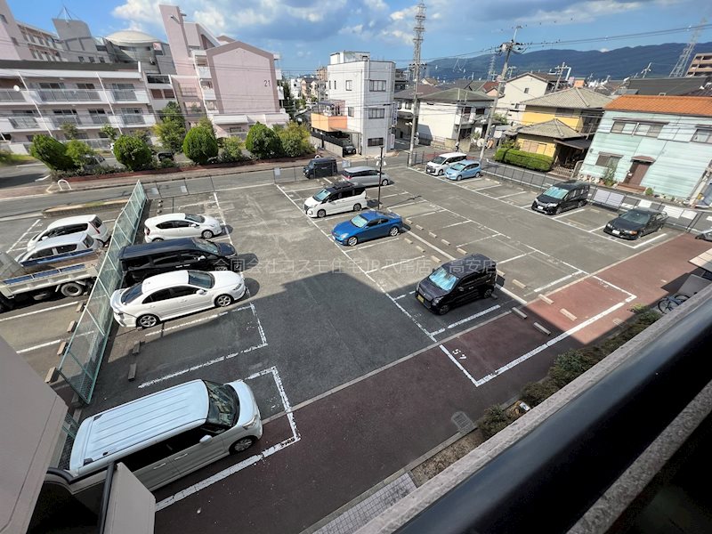 フェリス旭ヶ丘 駐車場