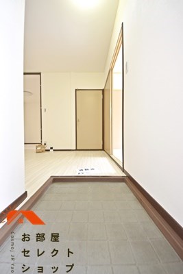 アーバン石田 玄関
