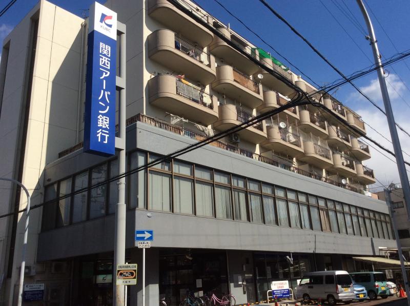 ドルフシィア 銀行