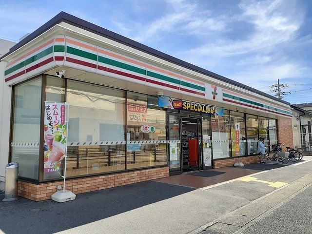 アリア コンビニ