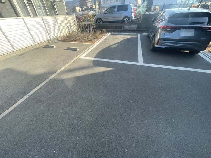 RIHITO八尾A 駐車場