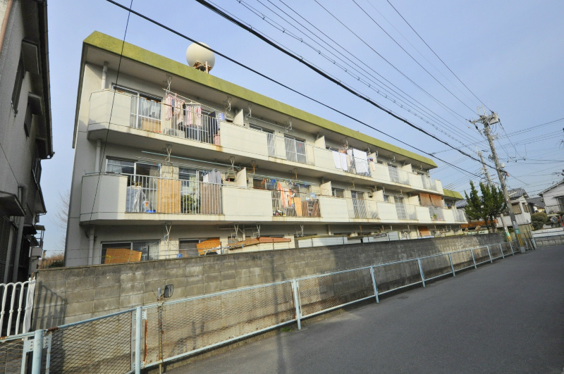 高安グリーンハイツ 外観