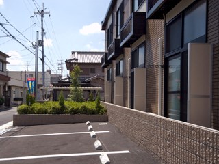 クラム 駐車場