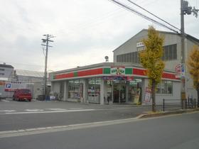 カサベルデ大正 コンビニ