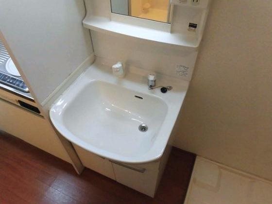 aROOM 光町 洗面所