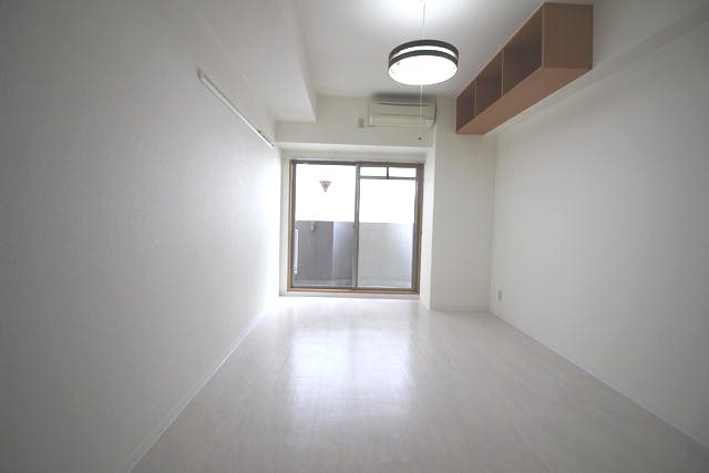 aROOM 光町 ベッドルーム
