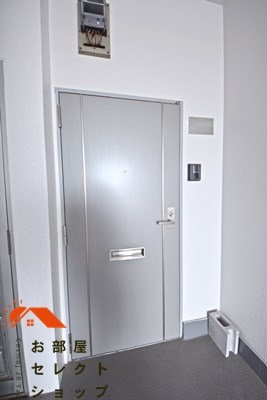 広光ハイツ 玄関