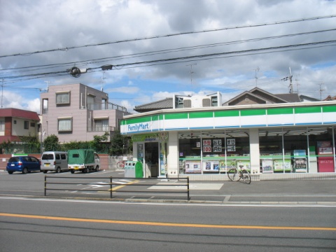 レジデンスOgawa コンビニ