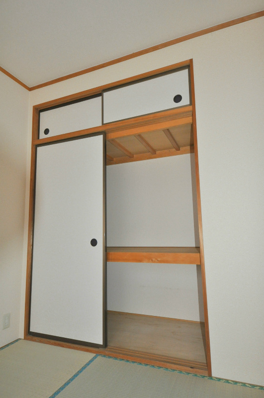 サンライズ青山 収納