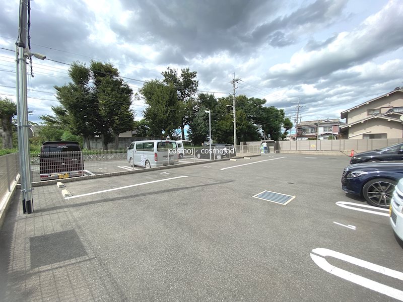 East Forest 駐車場