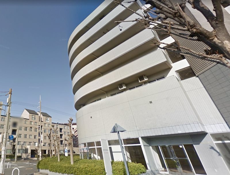 貸店舗・事務所　八尾市 若林町１丁目　広さ約４３坪　医療専門区画　八尾南駅前ビル クロスティ壱番館 玄関
