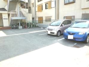 サンハイムモリグチ 駐車場