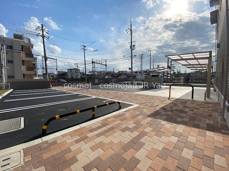 ボヌール（高安町南5丁目） 駐車場