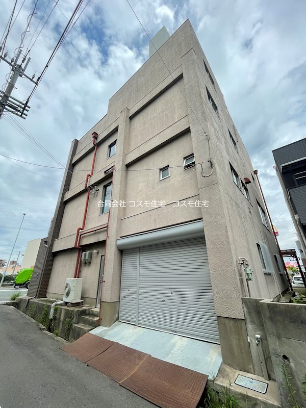 貸店舗・事務所　八尾市 教興寺３丁目　広さ延べ約１１３坪　一棟貸し　角地 その他