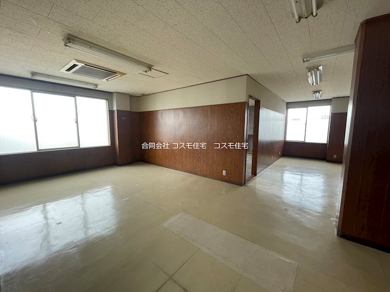貸店舗・事務所　八尾市 教興寺３丁目　広さ延べ約１１３坪　一棟貸し　角地 その他