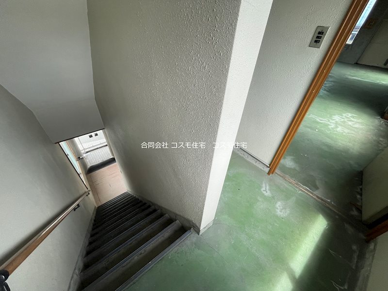 貸店舗・事務所　八尾市 教興寺３丁目　広さ延べ約１１３坪　一棟貸し　角地 その他