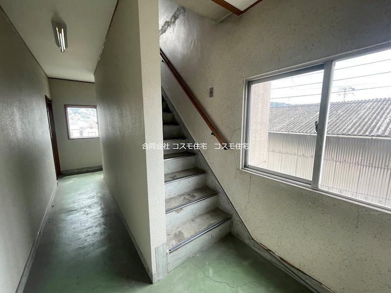 貸店舗・事務所　八尾市 教興寺３丁目　広さ延べ約１１３坪　一棟貸し　角地 その他