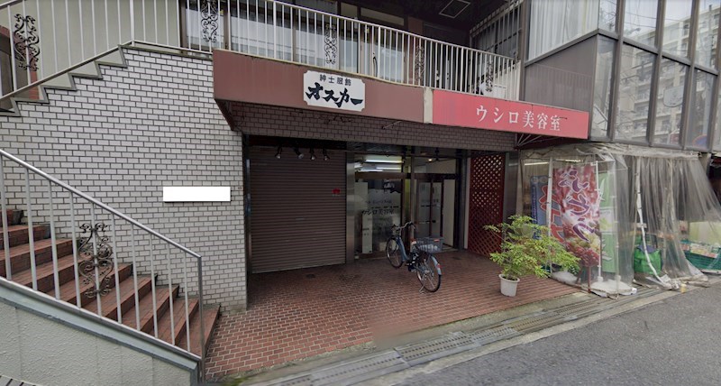 貸店舗・事務所　八尾市 山本町南１丁目　広さ約１４坪　路面店　上田ビル 外観