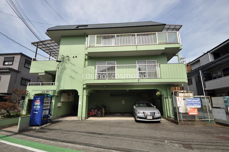 マンションジュエル 駐車場