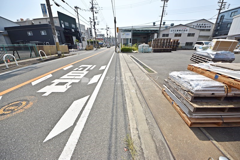 貸倉庫・事務所　八尾市 太田新町８丁目　広さ約２６７坪　工業地域 キッチン