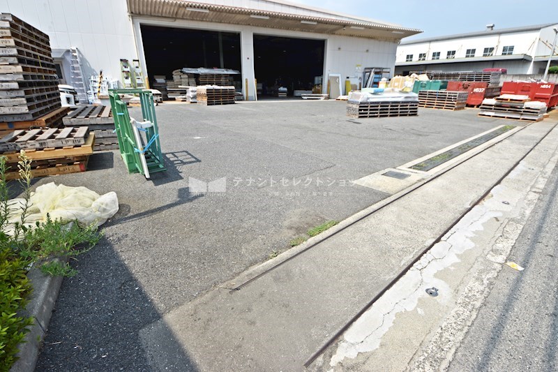 貸倉庫・事務所　八尾市 太田新町８丁目　広さ約２６７坪　工業地域 風呂画像