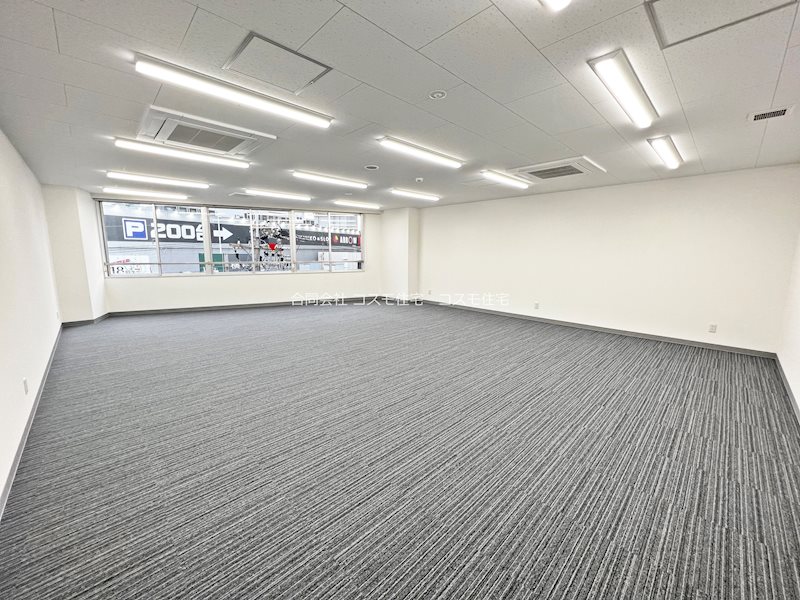 貸店舗・事務所 八尾市 光町1丁目 広さ約9坪 EVあり ステーションフロント八尾 外観
