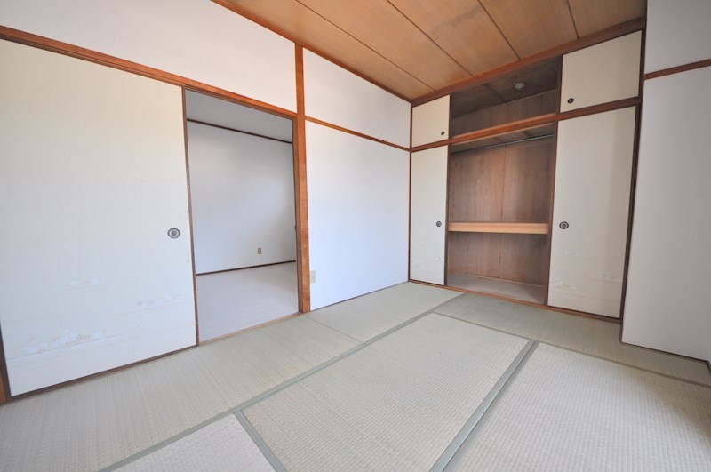 広光ハイツ 収納
