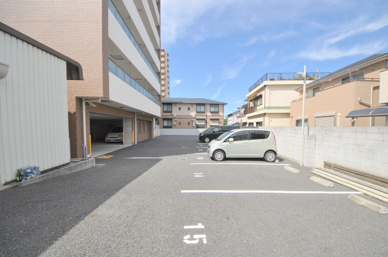 FLATS MINAGUCHI 駐車場