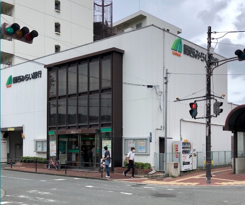 エクセレント曙川東Ⅱ 銀行
