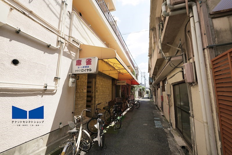 貸店舗・事務所 八尾市 志紀町2丁目 雀荘跡 志紀ロイヤルハイツ 外観