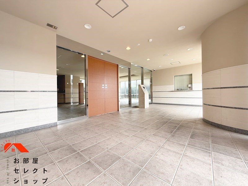 藤和八尾駅前ホームズ(安中町) ロビー